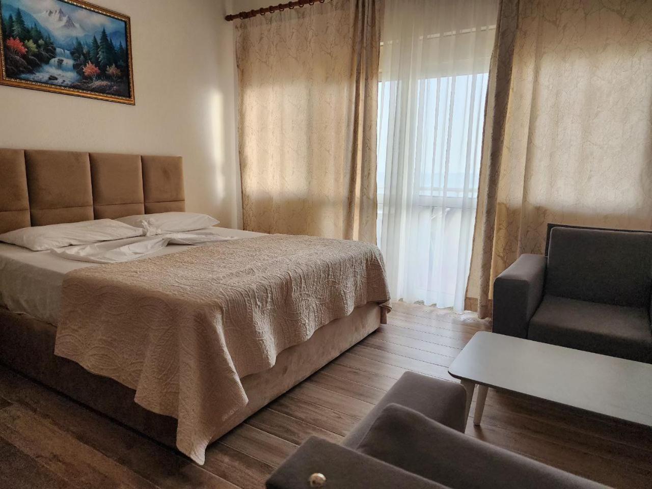 Maren 3* Durrës